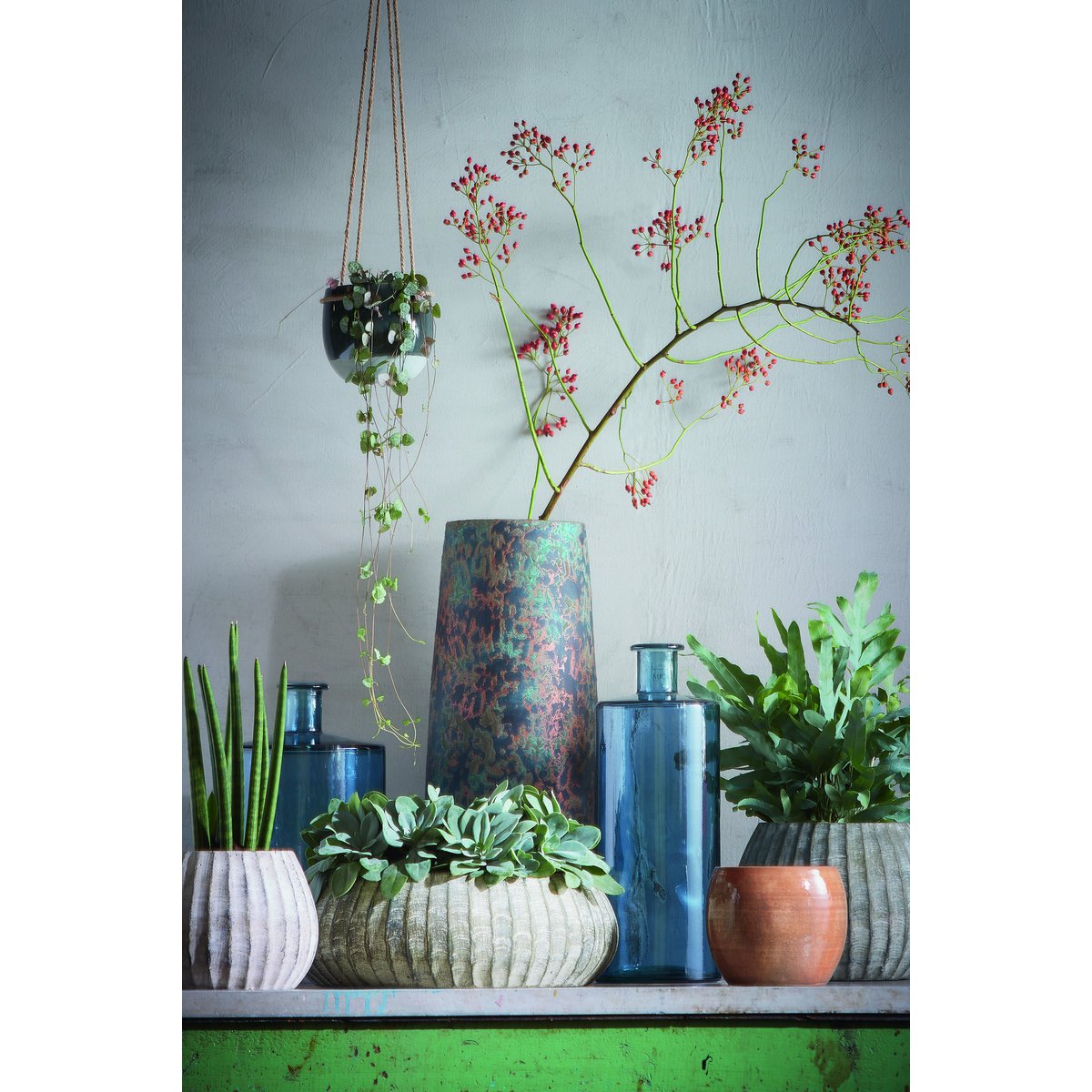 GUAN -Vase Bouteille - H75 x Ø25 cm - Verre recyclé - Bleu