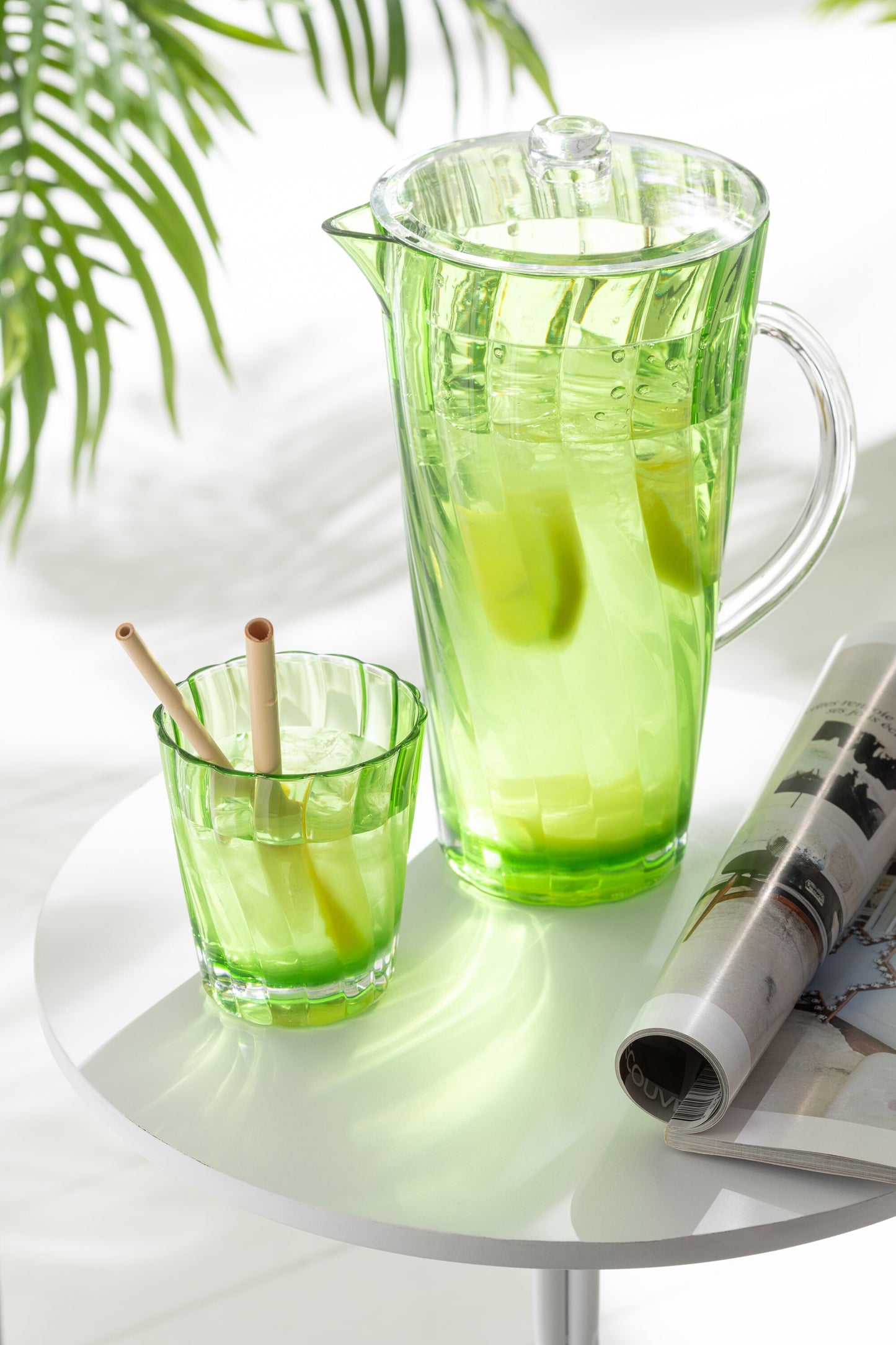 MIX - 4 Verres plastique - (couleurs assorties)