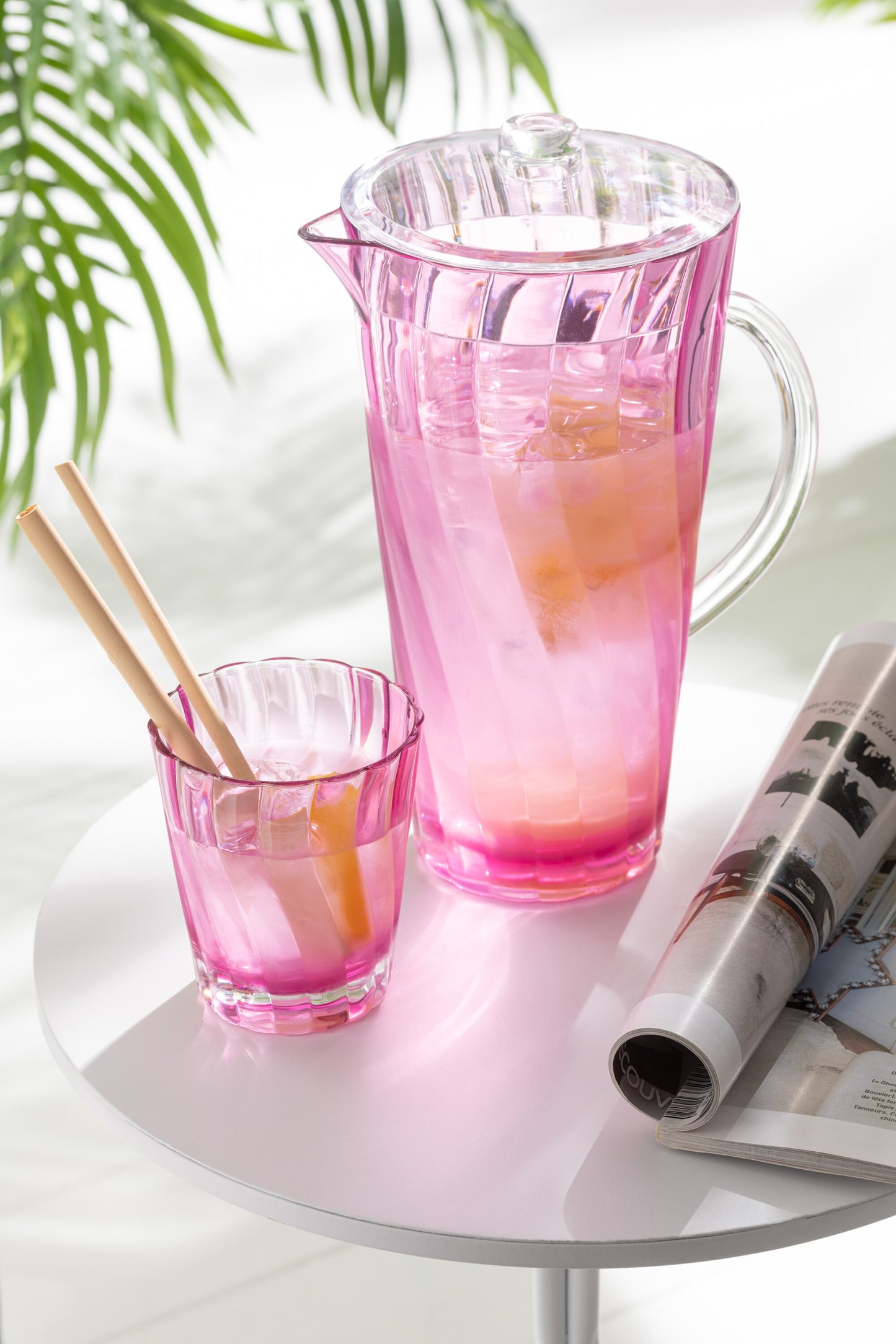 VAGUE - Pichet plastique rose