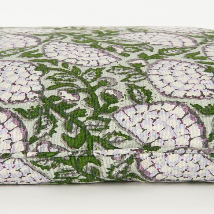 MITCHELL- Coussin fleurs vert/écru 45 x 45 cm