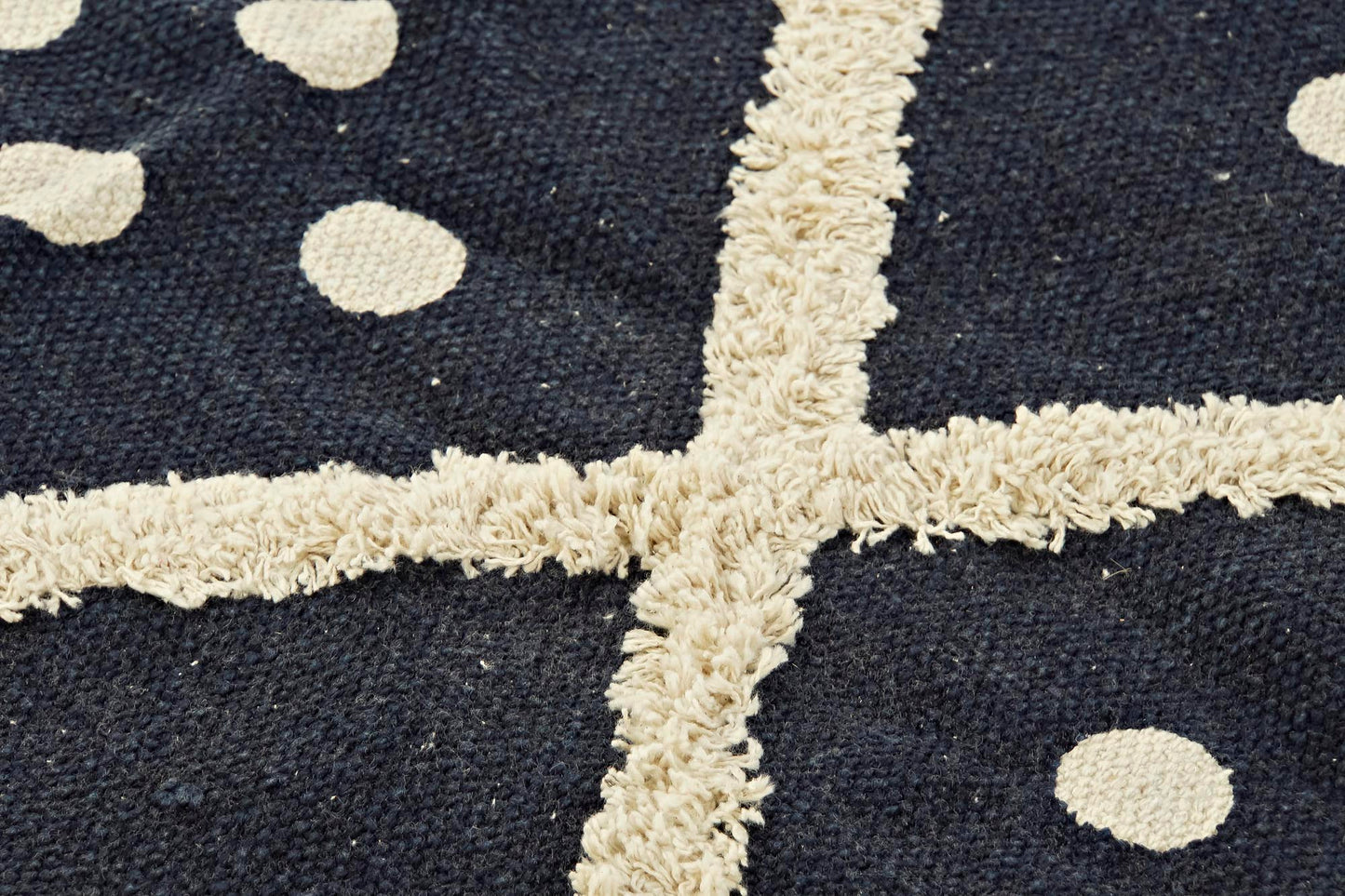 TAPIS - coton brodé bleu marine - 160 x 230 x 1 cm