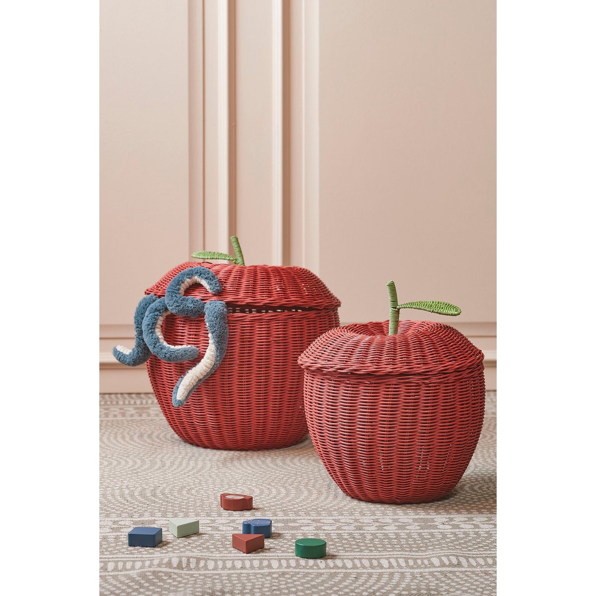 FRAISE - Panier en forme de fraise avec couvercle - Lot de 2 - H48 x Ø30 cm - Rotin - Rouge