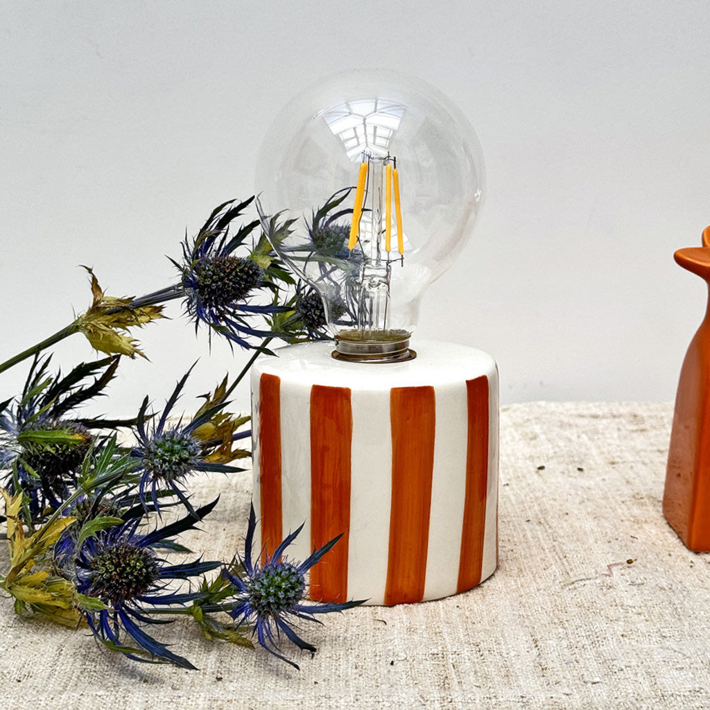Lampe décorative rayure Orange à piles - D8,8 x H17,5 cm