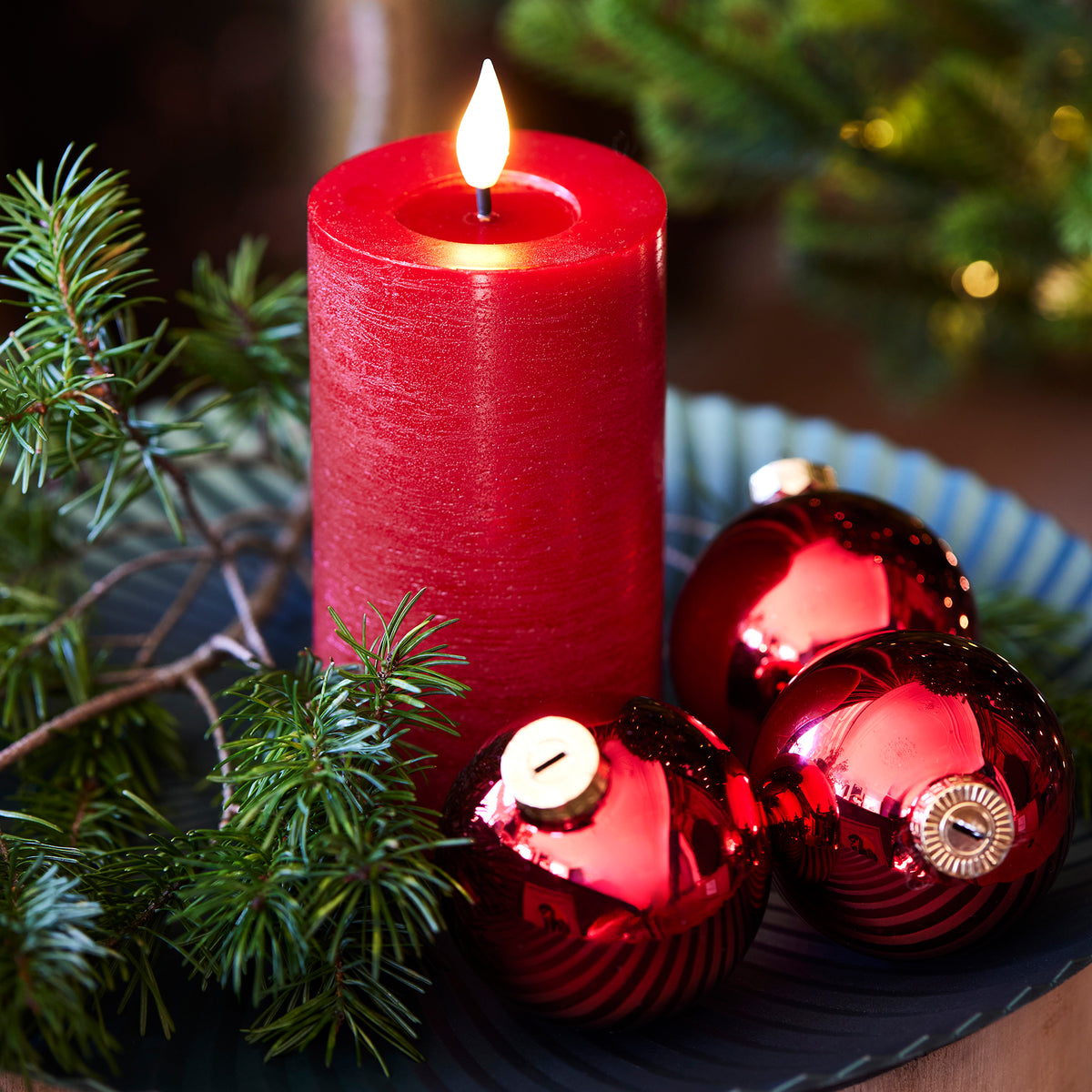 BOUGIE PILIER LED Rouge cire creux sur le dessus effet flamme intérieur