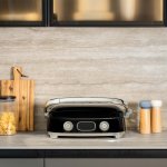 GRIL SMEG Multifonction 2000W noir
