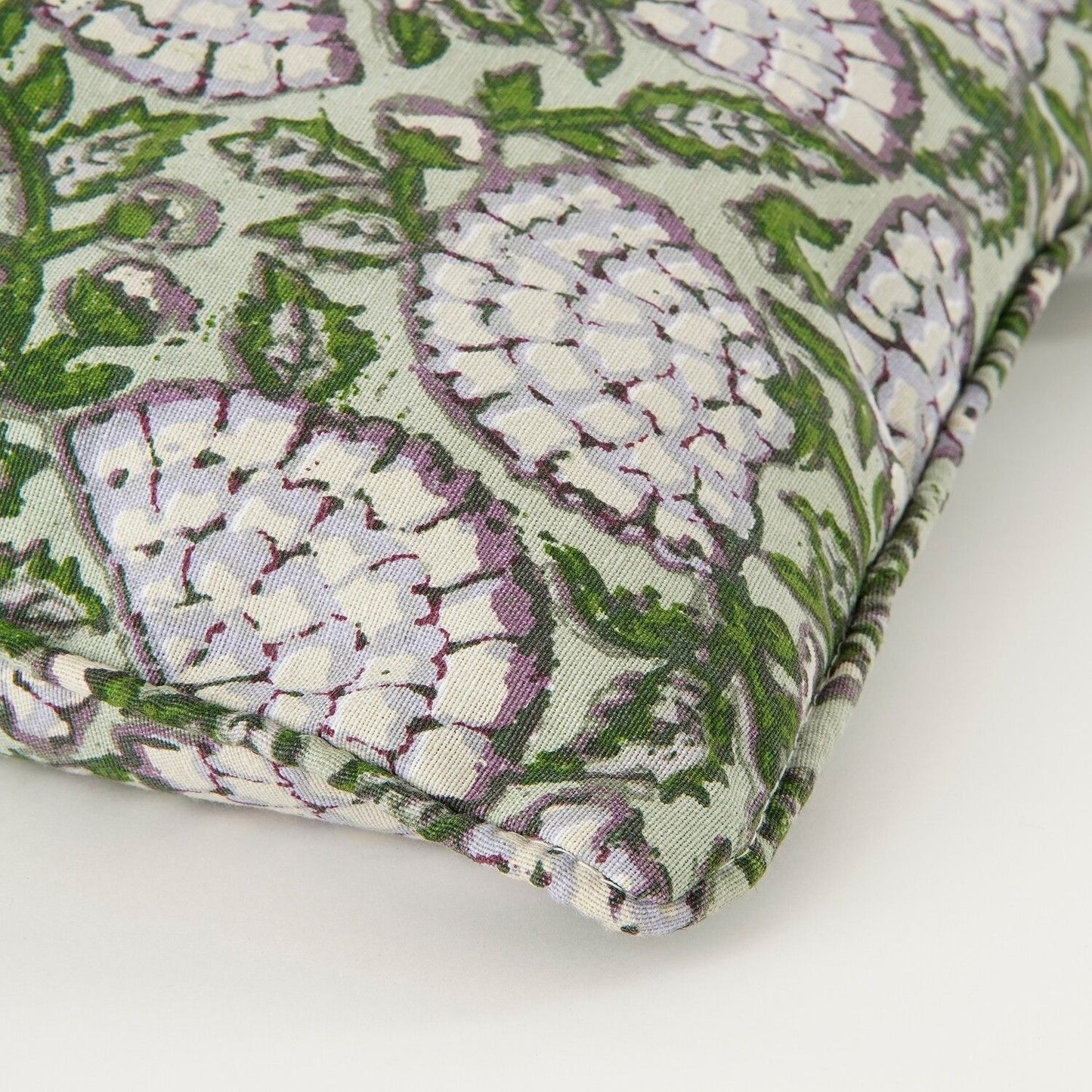 MITCHELL - Coussin fleurs Vert/écru - 40 x 60 CM