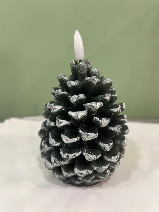 Bougie pomme de pin verte blanc chaud