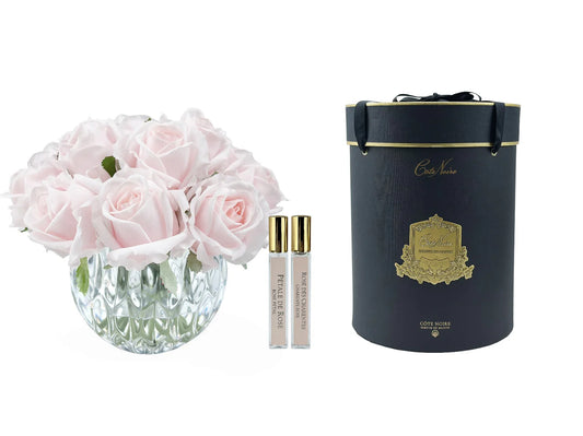 Bouquet rond Luxe bourgeons de roses rose française vase transparent