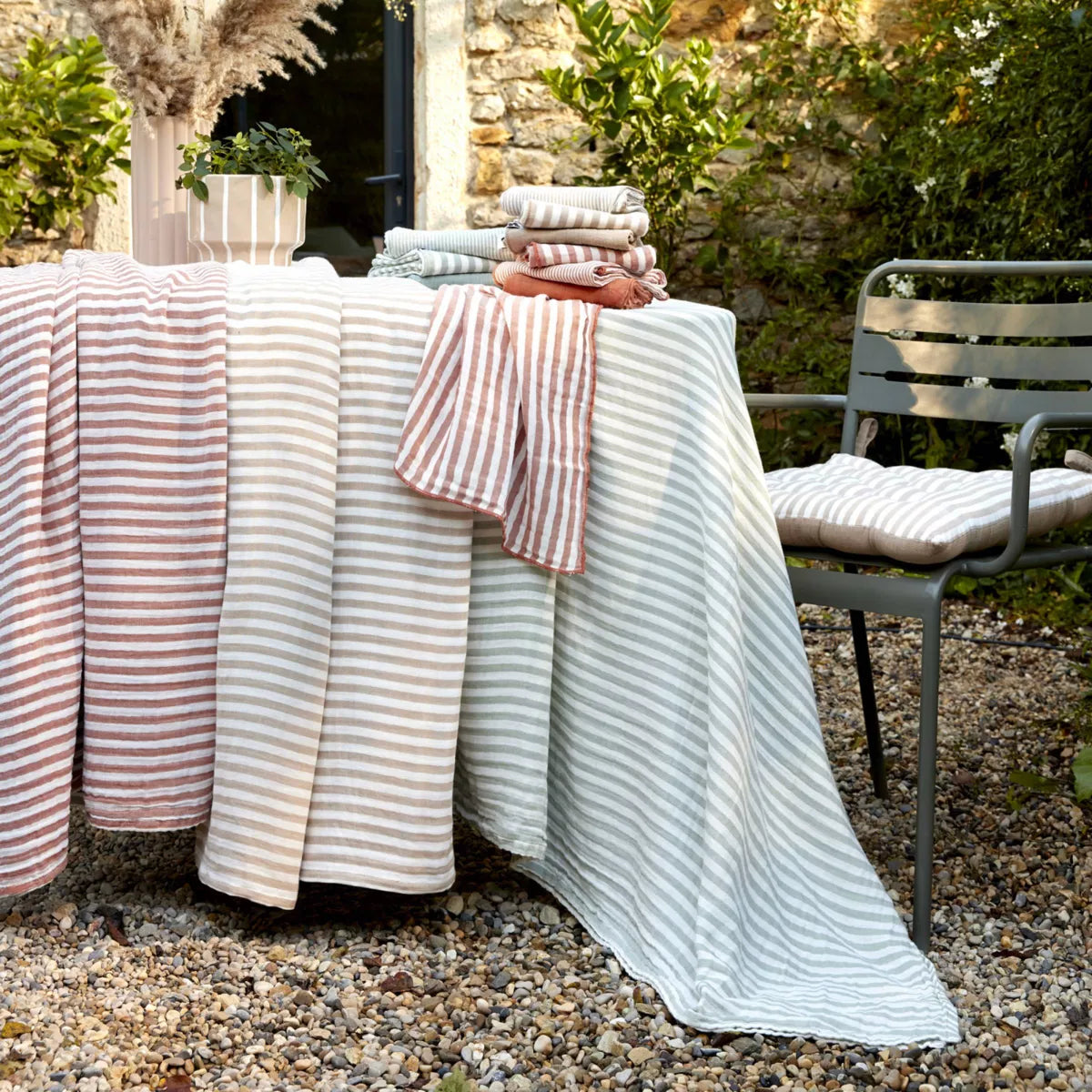ROMIE Nappe gaze de coton rectangle rayures Abricot/Blanc