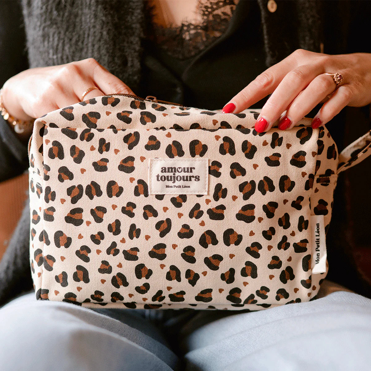Trousse de Toilette Léopard Coeur, Amour toujours